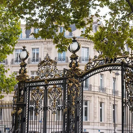 Nice Saint Honore París